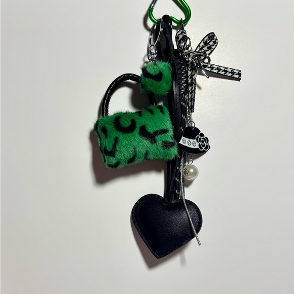 Accessories - Green and Black Keychain Set
